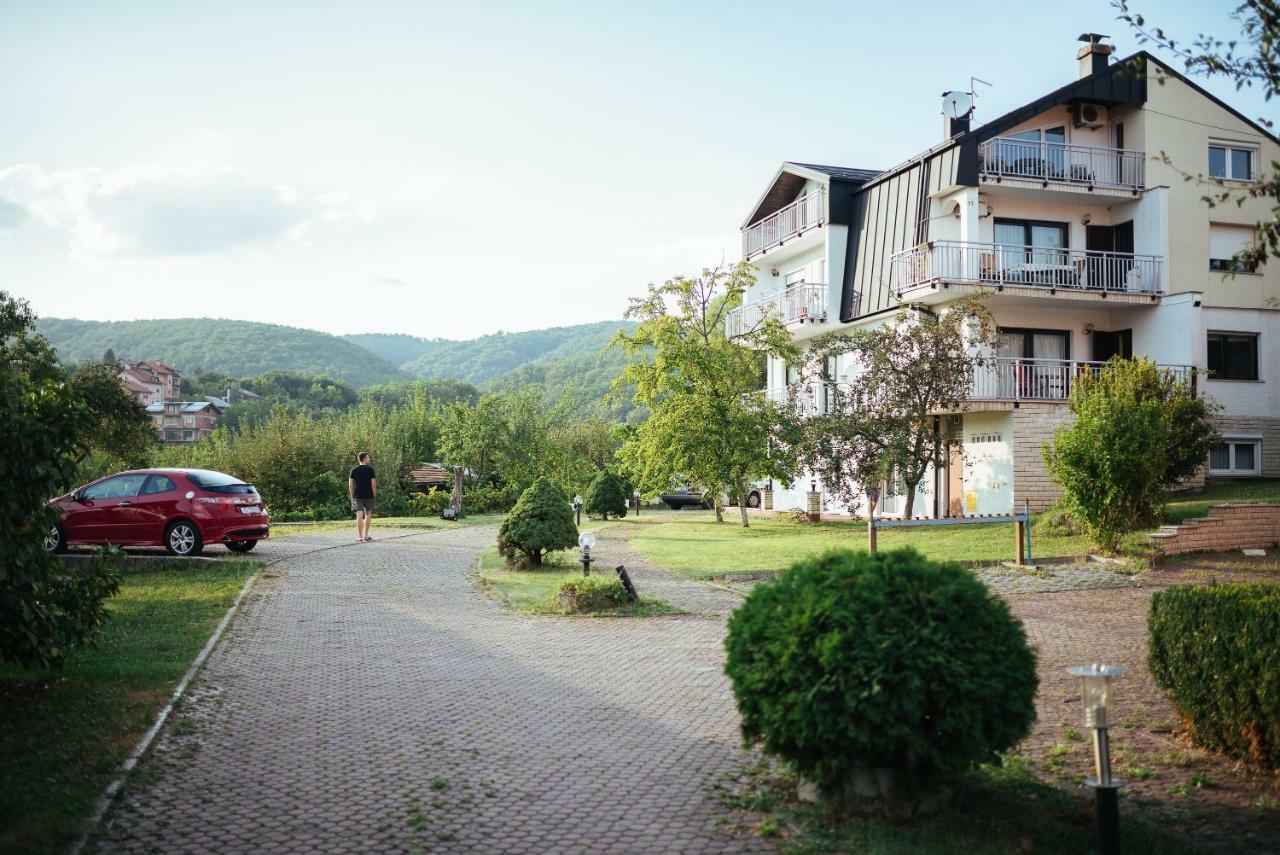 Apartment Natura Zagreb Exterior photo